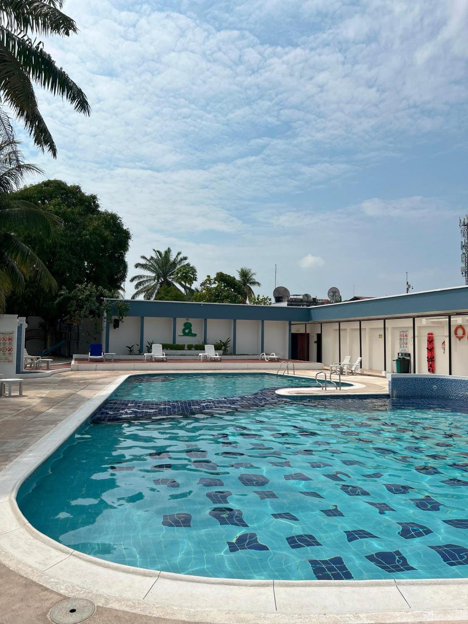 Hotel Anaconda Leticia Exterior photo